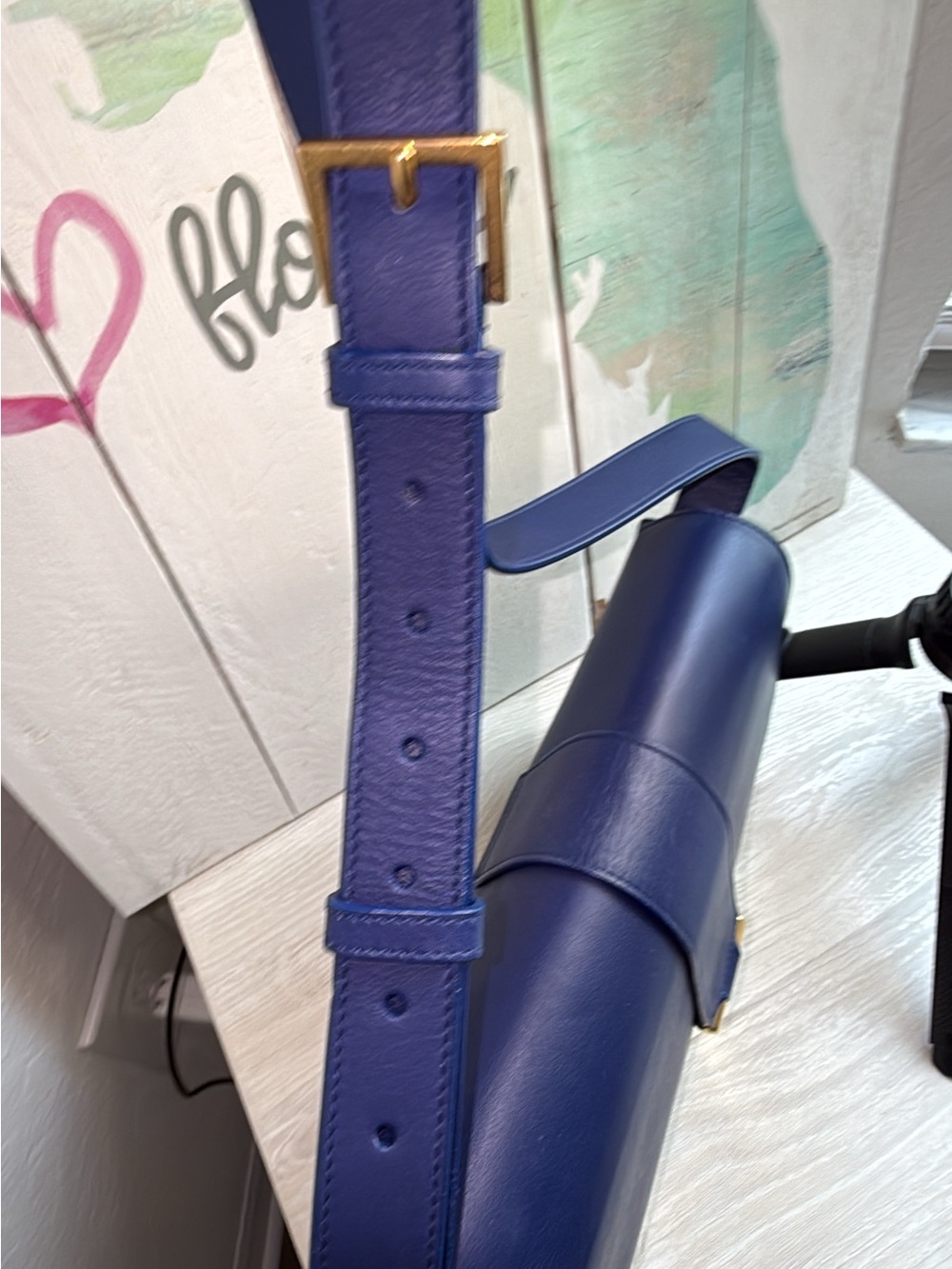 YVES SAINT LAURENT
Blue Leather Ligne Y Crossbody Bag STUNNING - Picture 13 of 14